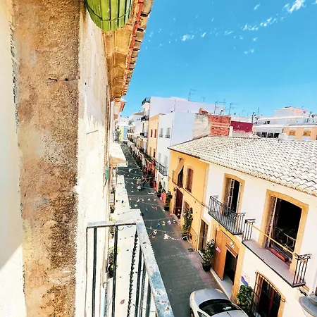 Casa De Pueblo - Lovely Holiday In Old Town Apartment